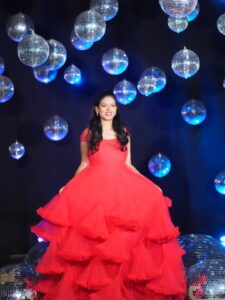 blushing bride loading… 💖 had the best time glamming up tanuja for her special moments!makeove